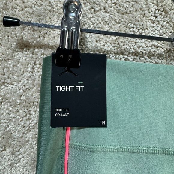 Jordan‎ Essential Bike Shorts Women's XS Green Tight Fit Mid Rise Pocket NWT - Picture 16 of 16
